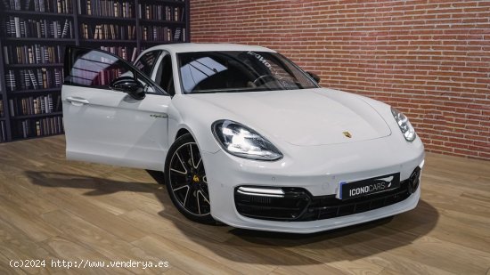 Porsche Panamera 4 E-Hybrid - MURCIA