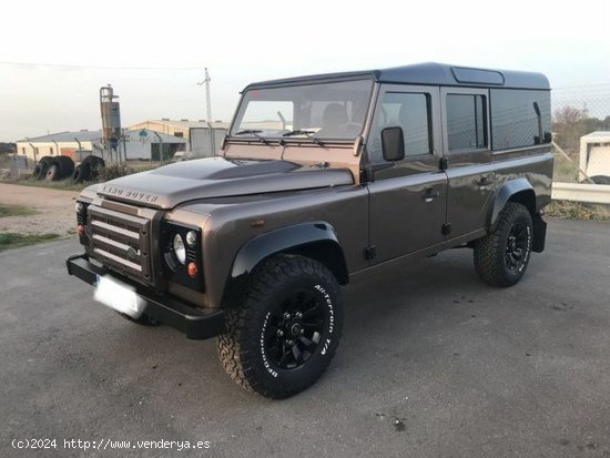 Land-Rover Defender Defender 110 SW E - VILLANUEVA DE CORDOBA