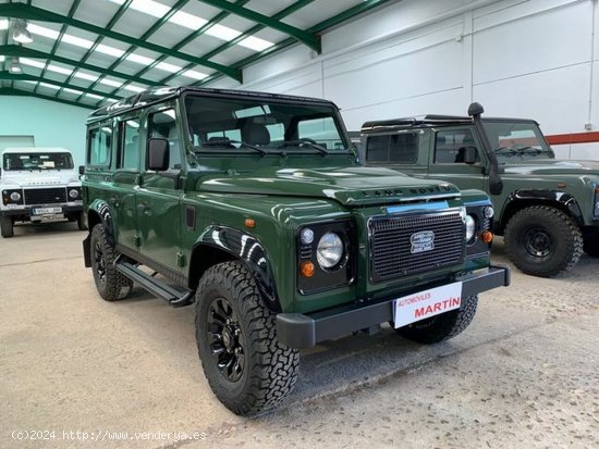 Land-Rover Defender Defender 110 SW E - VILLANUEVA DE CORDOBA