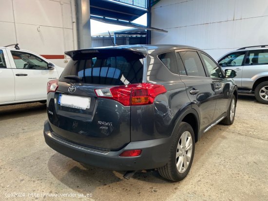 Toyota Rav4 2.0 D4D ADVANCE 4X4 - VILLANUEVA DE CORDOBA