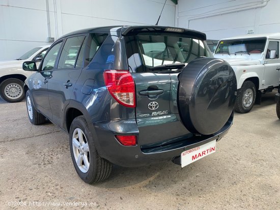 Toyota Rav4 RAV-4 2.2 d4d  executive - VILLANUEVA DE CORDOBA