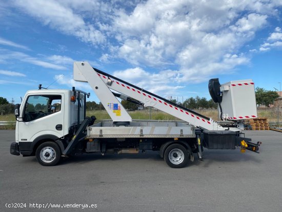 Nissan NT400 Cabstar 35.123 Comfort Cabina Abatible Larga - VILLANUEVA DE CORDOBA