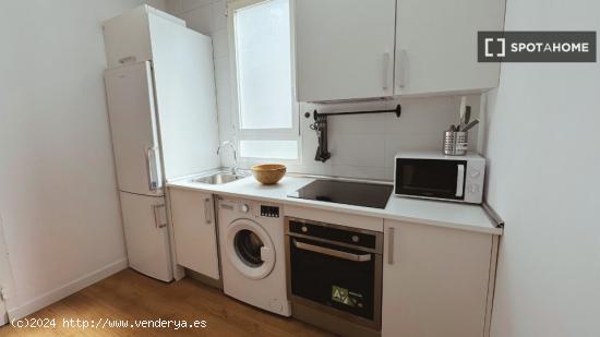 Apartamento de 2 dormitorios en alquiler en Delicias - MADRID