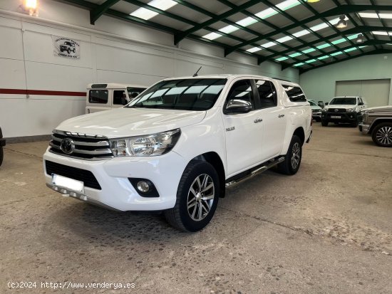  Toyota Hilux 2.4 D4D VX AUT - VILLANUEVA DE CORDOBA 