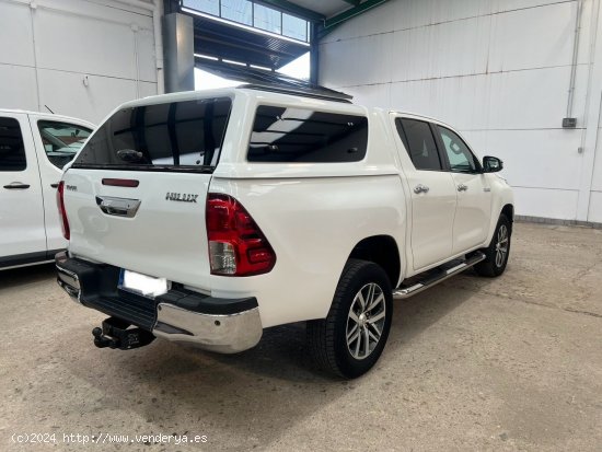 Toyota Hilux 2.4 D4D VX AUT - VILLANUEVA DE CORDOBA