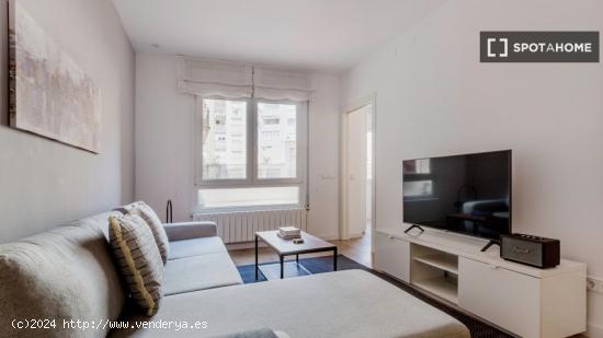 Apartamento de 3 dormitorios en alquiler en Barcelona - BARCELONA