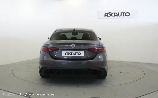 Alfa Romeo Giulia VELOCE 2.2 210CV Q4 - Móstoles