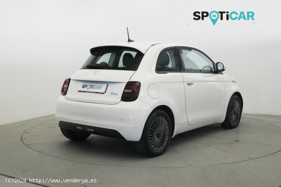 Fiat 500 500E ACTION 185KM 70 KW (95CV) ELECTRICO - Móstoles