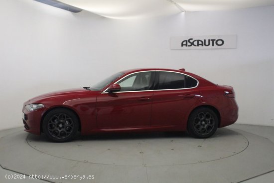 Alfa Romeo Giulia EXECUTIVE 2.2 160 AT - Móstoles