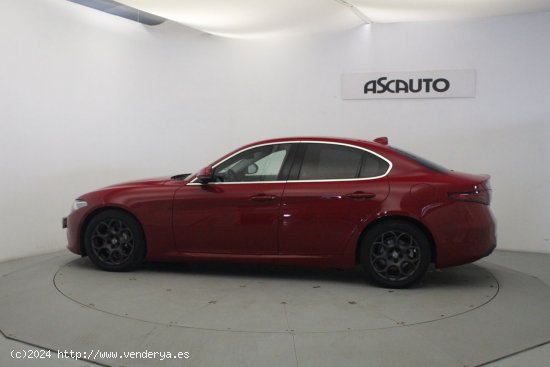 Alfa Romeo Giulia EXECUTIVE 2.2 160 AT - Móstoles