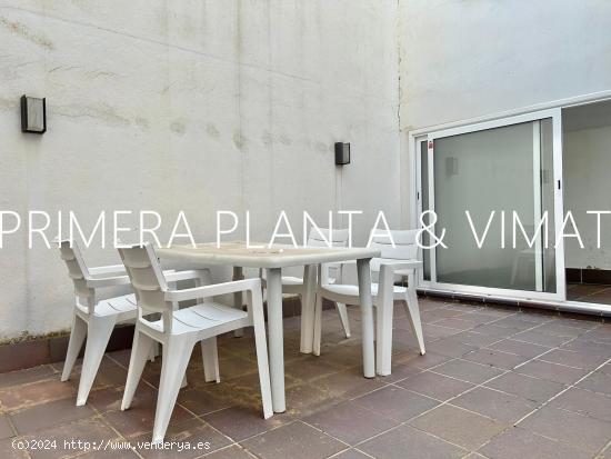  Seminueva y con terraza !! - BARCELONA 