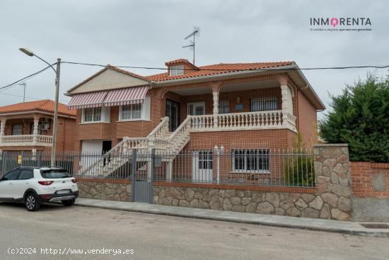 Inmorenta ofrece magnífico chalet independiente en Villamanta - MADRID