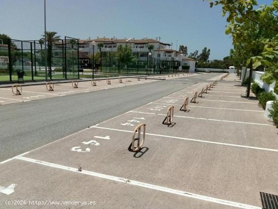 OFERTA PLAZAS DE APARCAMIENTO EN TAYMAR - CADIZ