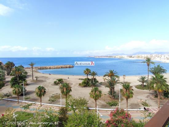 PISO EN PRIMERA LÍNEA CON VISTAS FRONTALES AL MAR - MURCIA