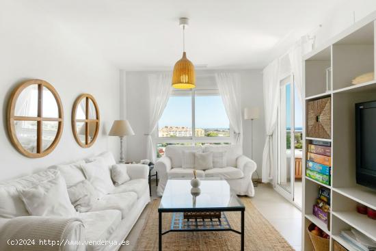 APARTAMENTO EN CAMPOAMOR (ORIHUELA COSTA) DE 2 DORMITORIOS 1 BAÑO A 800 METROS DE LA PLAYA - ALICAN