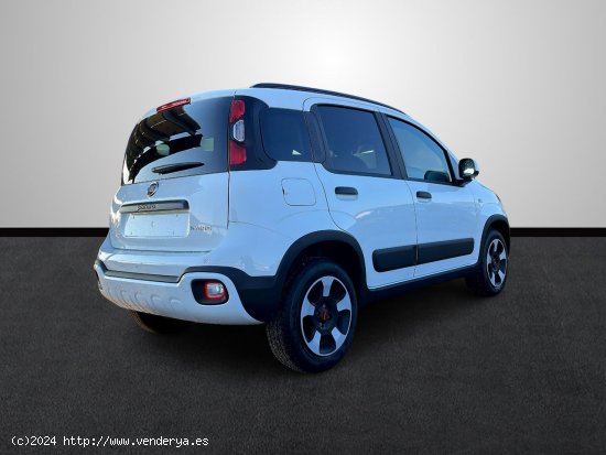 Fiat Panda Cross 1.0 Hybrid 51kW (70cv) - Sevilla