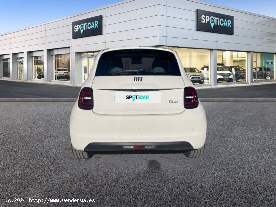 Fiat 500 e 3+1 LaPrima 118CV 320km - Sevilla