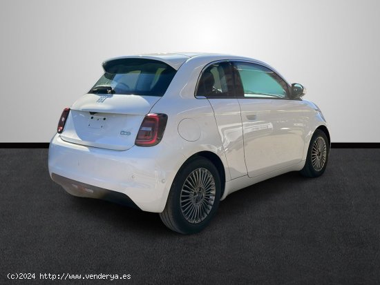 Fiat 500 e 3+1 Monotrim 118CV 320km - Sevilla