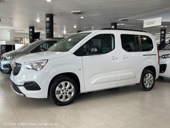 Opel Combo-e Life L Elegance Plus 100kw / 136 CV - Sevilla