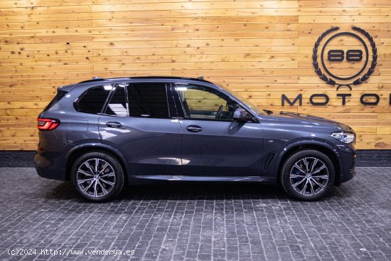 BMW X5 xDrive40i - Madrid