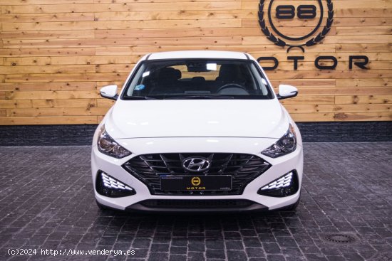 Hyundai i30 1.0 TGDI 48V Klass - Madrid