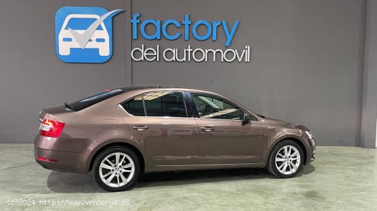 Skoda Octavia Like 1,6 TDI  (115 CV) - Utrera