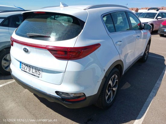 Kia Sportage 1.6 MHEV Business 100kW (136CV) 4x4 - Sevilla