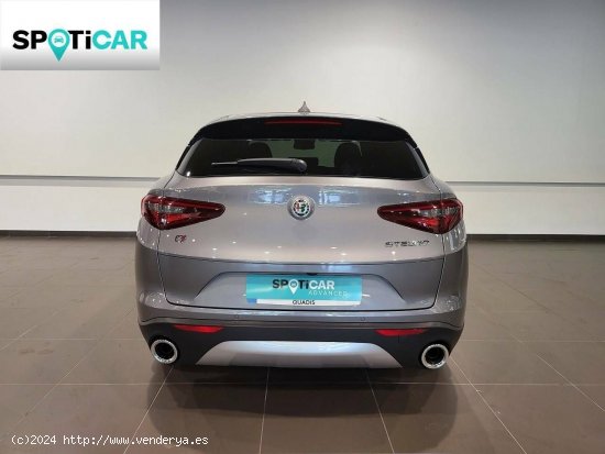 Alfa Romeo Stelvio  2.0 Gasolina 206kW (280CV)  AWD Executive - Blanes