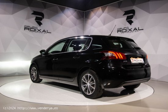 Peugeot 308 5p Active 1.6 BlueHDi 120 - Lugo