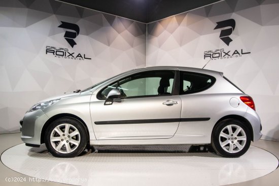 Peugeot 207 Confort 1.6 HDI 90 BUEN ESTADO - Lugo