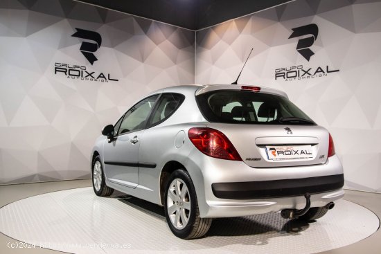 Peugeot 207 Confort 1.6 HDI 90 BUEN ESTADO - Lugo