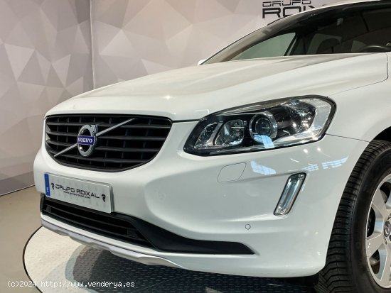 Volvo XC-60 2.0d d3 KINETIC MUY CUIDADO - Lugo