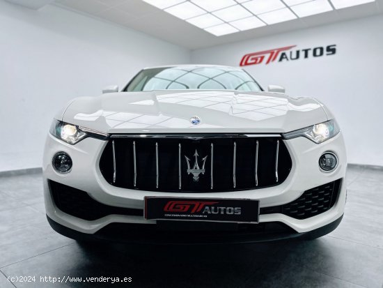  Maserati Levante Diesel 3.0 V6 AWD GranLusso 250CV - Málaga 