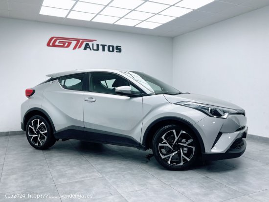 Toyota C-HR 1.8 Hybrid Active 136cv - Málaga