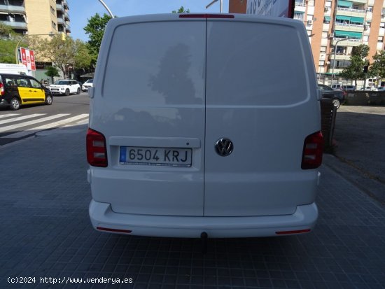 Volkswagen Transporter 2.0 TDI 102CV - Viladecans