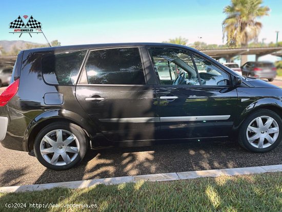 Renault Scénic 1.9 DCI Automática Grans Scenic 7 Plazas - Monte jaque