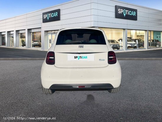 Fiat 500   3+1 320km 87kW (118cv) laPrima - Sevilla