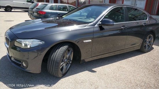 BMW Serie 5 530dA 258cv - Griñón