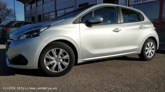 Peugeot 208 5P ACCESS 1.6 BlueHDi 55KW (75CV) - Griñón