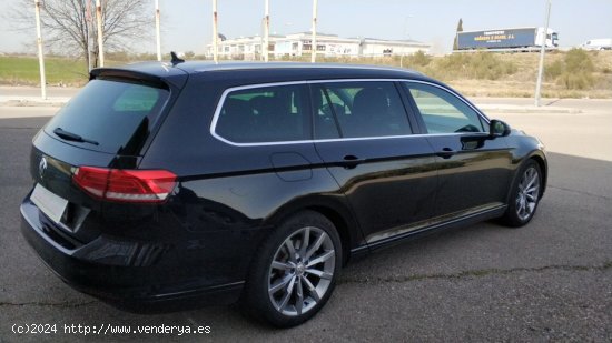 Volkswagen Passat Variant 2.0 TDI 177cv DSG R-Line BMT - Griñón