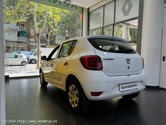 Dacia Sandero Essential - Barcelona