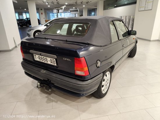 Opel Kadett Cabrio 1.6 S 90CV - Lleida