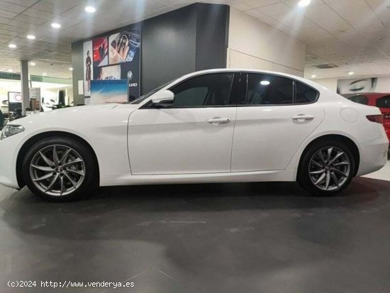 Alfa Romeo Giulia 2.2 Diesel 190cv RWD Sprint - Albacete