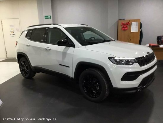 Jeep Compass 1.3 Gse T4 130cv MT FWD Night Eagle - Albacete