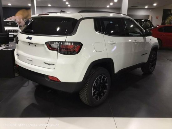 Jeep Compass 4Xe 1.3 PHEV 240cv AT AWD Trailhawk - Albacete