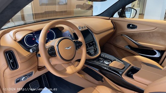 Aston martin DBX 550cv - Majadahonda