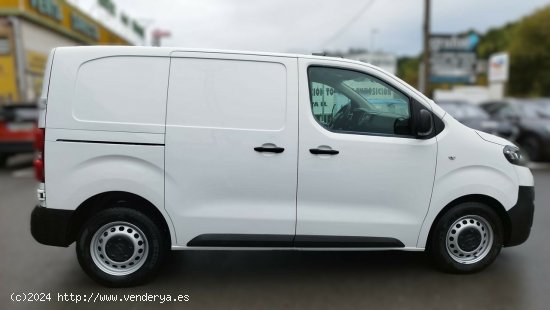 Opel Vivaro 1.5 DIESEL 75KW L1 3 PLAZAS - Laredo