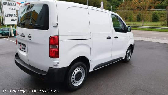 Opel Vivaro 1.5 DIESEL 75KW L1 3 PLAZAS - Laredo