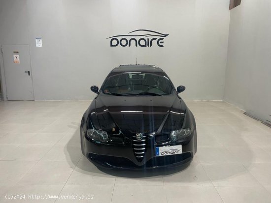 Alfa Romeo 147 3.2 GTA - Sada