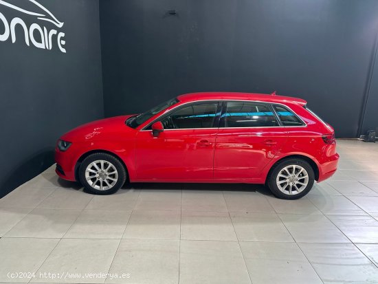 Audi A3 1.4 TFSI 122cv Attraction - Sada